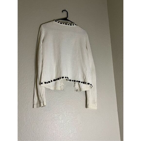 Cabi Cardigan Sweater Womens M Ivory Gabrielle #284 Beaded Ruffles Waffle Knit - Picture 3 of 7